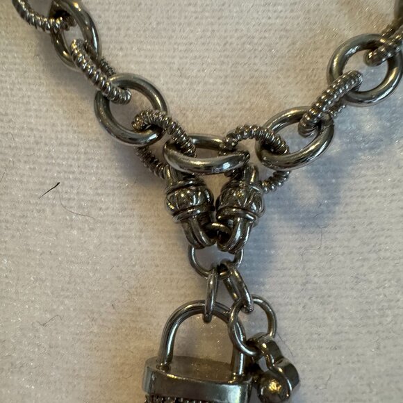Silver Thick Chain Necklace with Lock and Key - Picture 3 of 4
